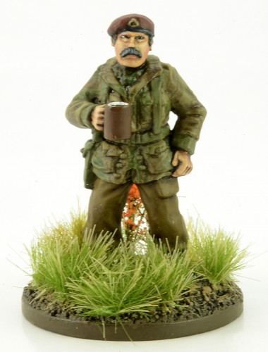 Crusader Miniatures - Para General With Tea